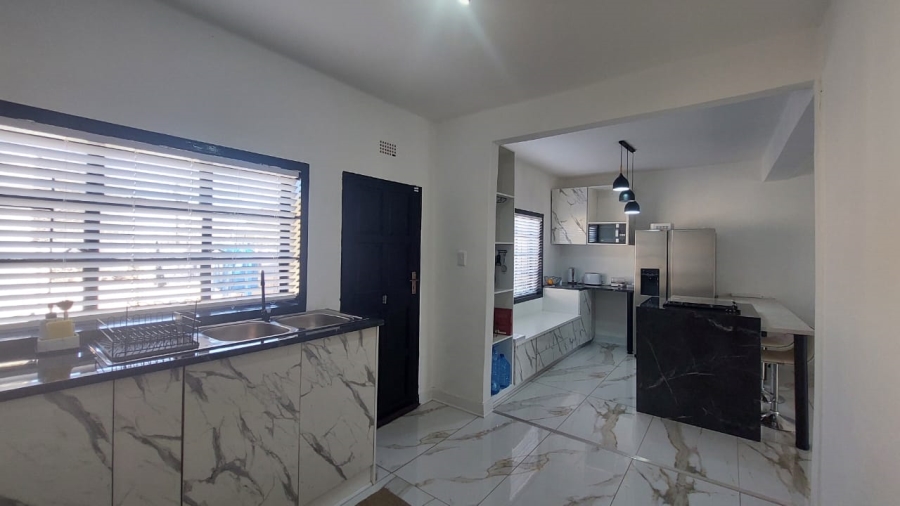 To Let 3 Bedroom Property for Rent in Bedelia Free State